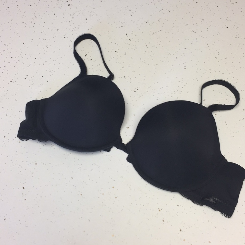 CALVIN KLEIN BRA